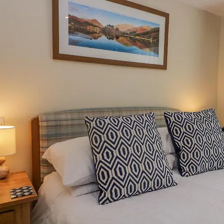 Anniversary אמבלסייד