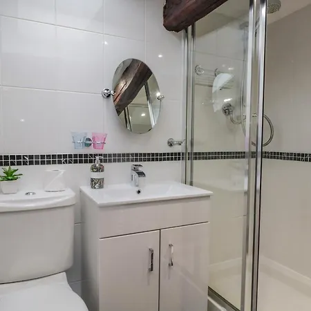 Anniversary בית נופש